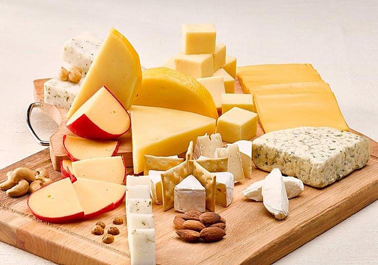 ¿Cuánto queso podemos comer? Hay que tomarlo con moderación por su